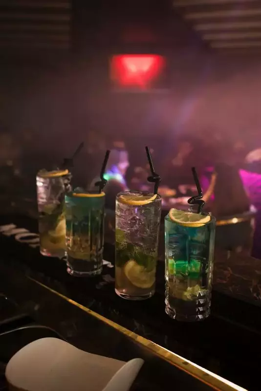 نمونه کار عکاسی مهرو باقری