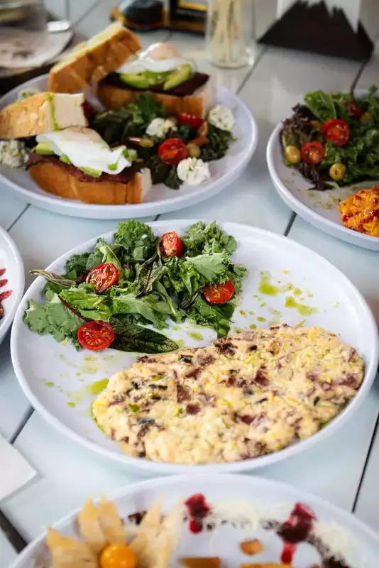 نمونه کار عکاسی مهرو باقری