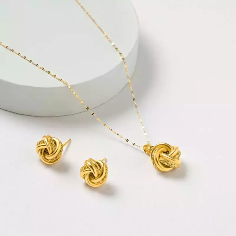 نمونه کار از مونا قزل