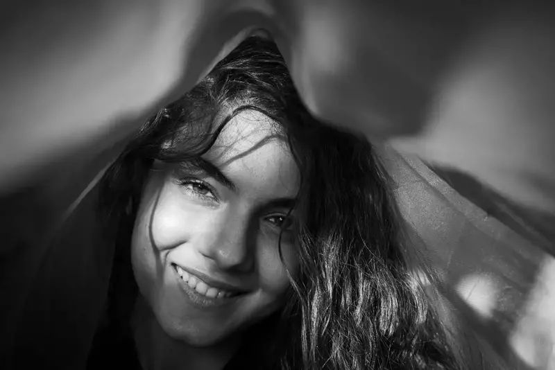 آفیش همکاران آفیش عکاس یا فیلمبردار دوم از مائده  نوروزی 