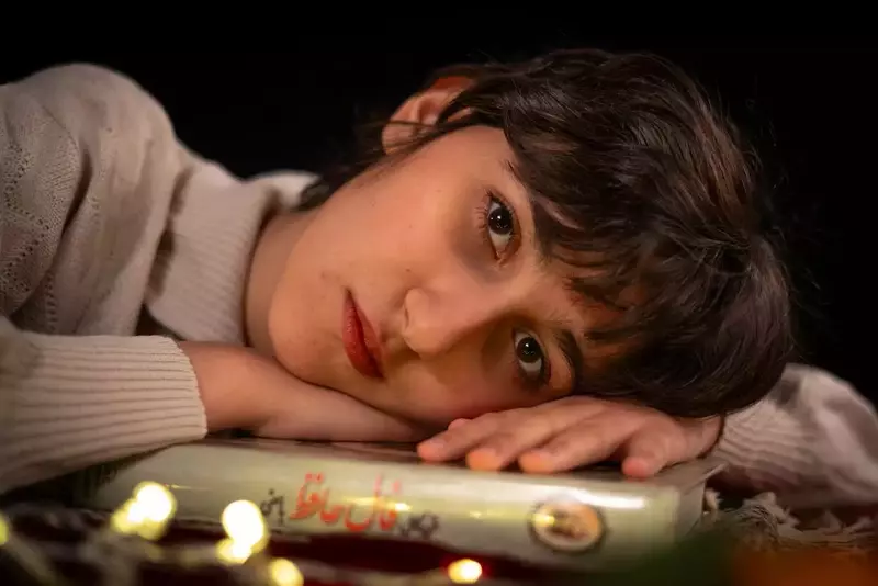 آفیش همکاران آفیش عکاس یا فیلمبردار دوم از مائده  نوروزی 