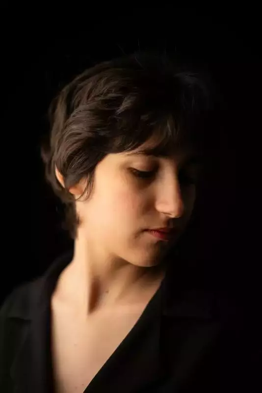 آفیش همکاران آفیش عکاس یا فیلمبردار دوم از مائده  نوروزی 