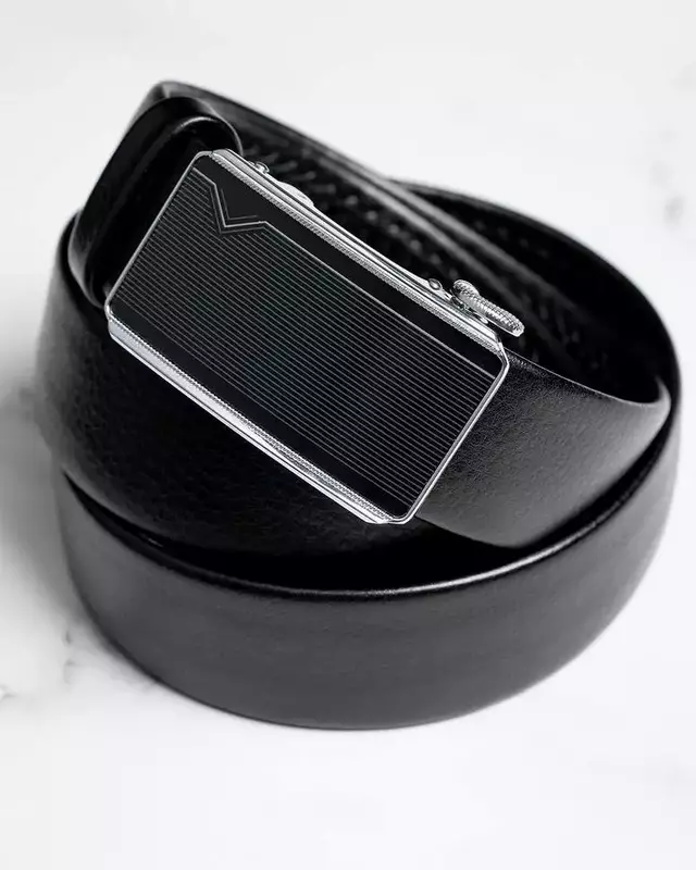 عکاسی صنعتی و زمینه سفید از محدثه دالائی