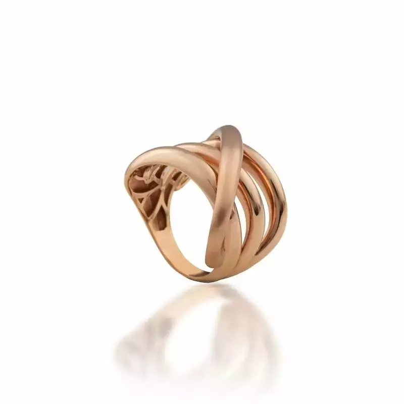 عکاسی صنعتی و زمینه سفید از تینا آزادرنگی