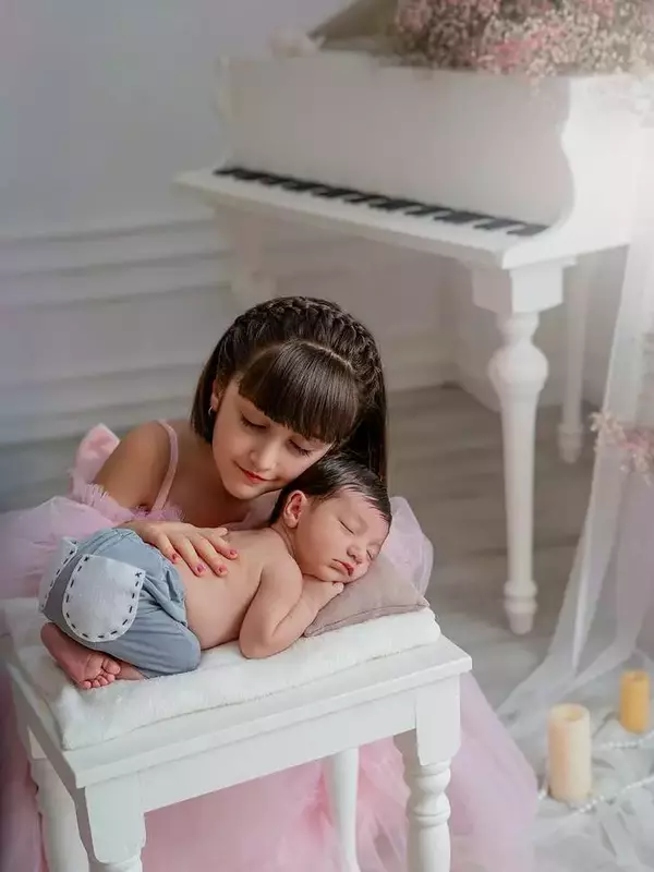 عکاسی نوزاد از فرزانه  میرشفیعی