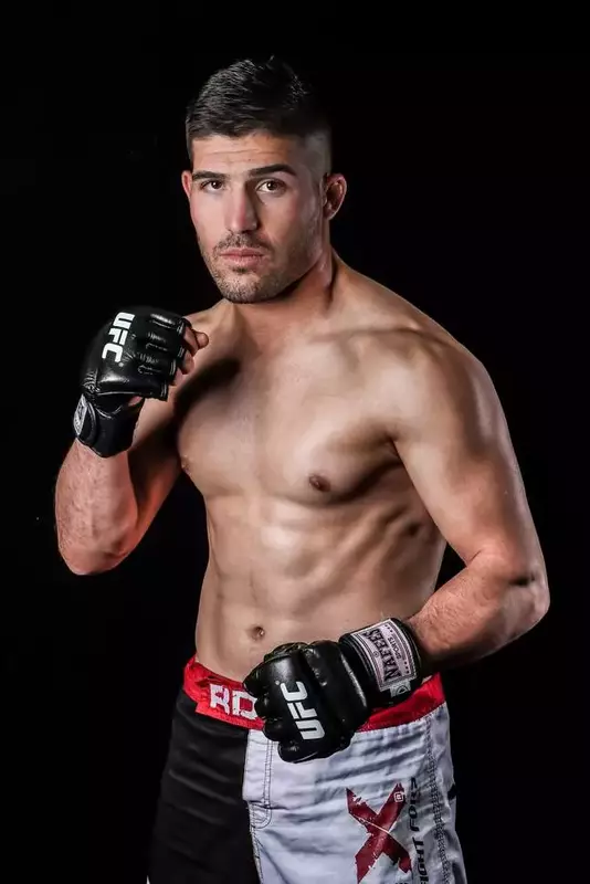 نمونه کار از امیررضا استواری