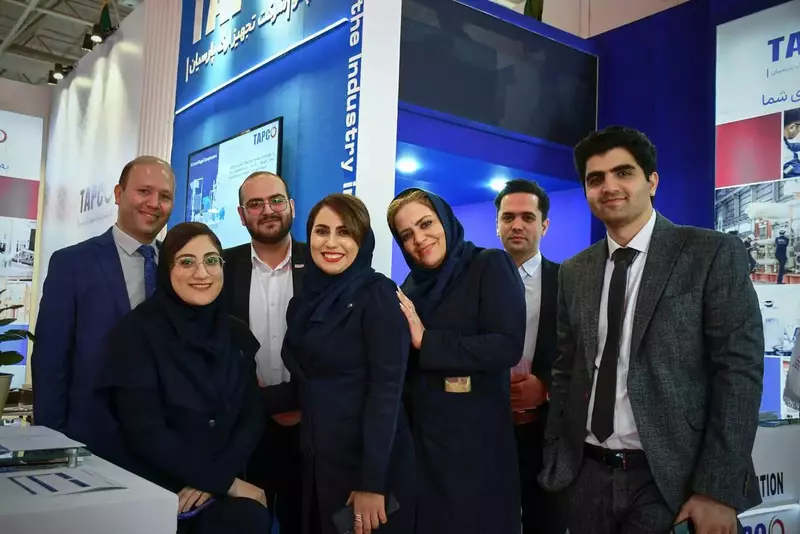 عکاسی پرتره سازمانی از عطیه خوشرفتار