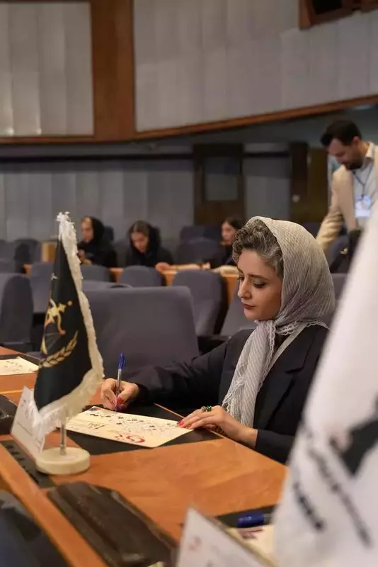 فیلمبرداری همایش و رویدادها از ماه تی تی فخار