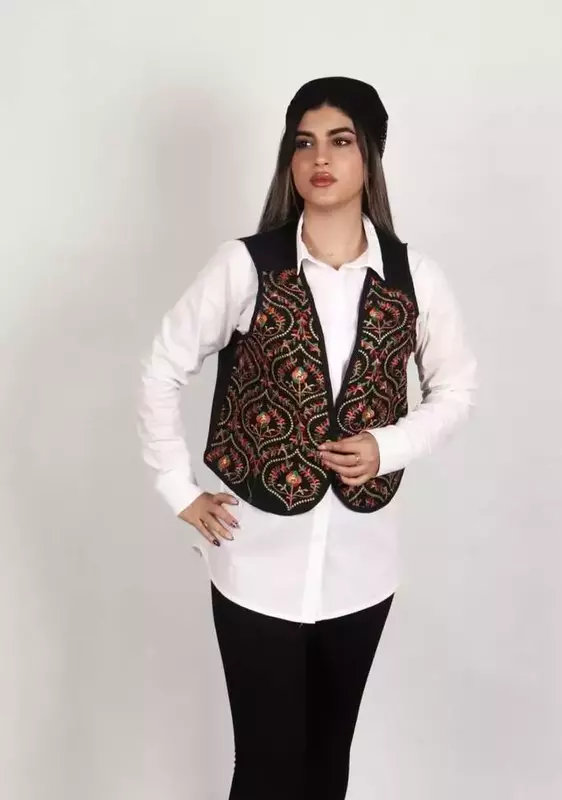 عکاسی مدلینگ از گونش رضازاده وایقان