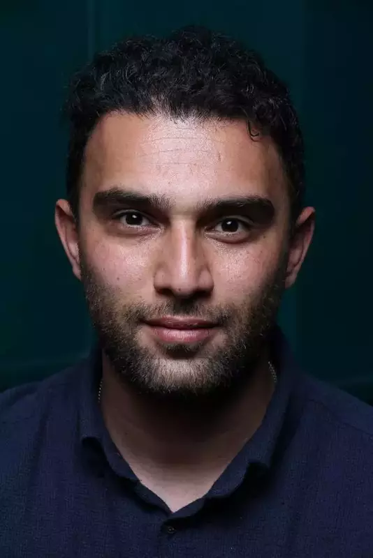 نمونه کار از امیرمهدی واله