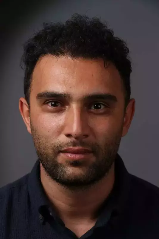 نمونه کار از امیرمهدی واله