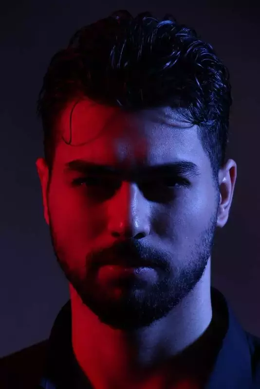 نمونه کار از امیرمهدی واله