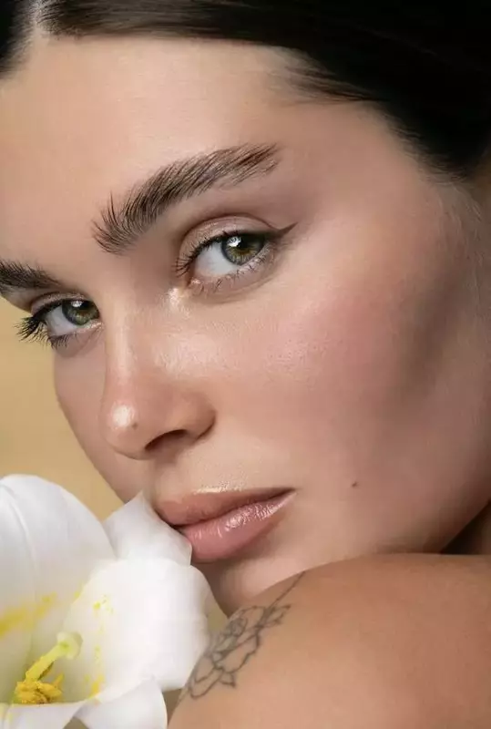 نمونه کار از مبینا دهقان