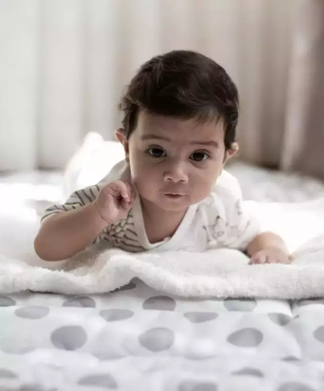 عکاسی نوزاد از آتنا عیوضی