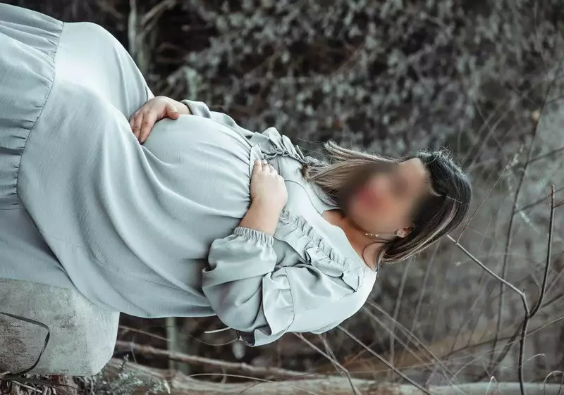 عکاسی بارداری از حمیده محسنیان
