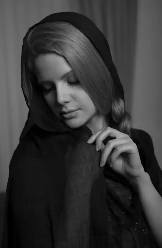 عکاسی چهره - پروفایل از آتنا عیوضی