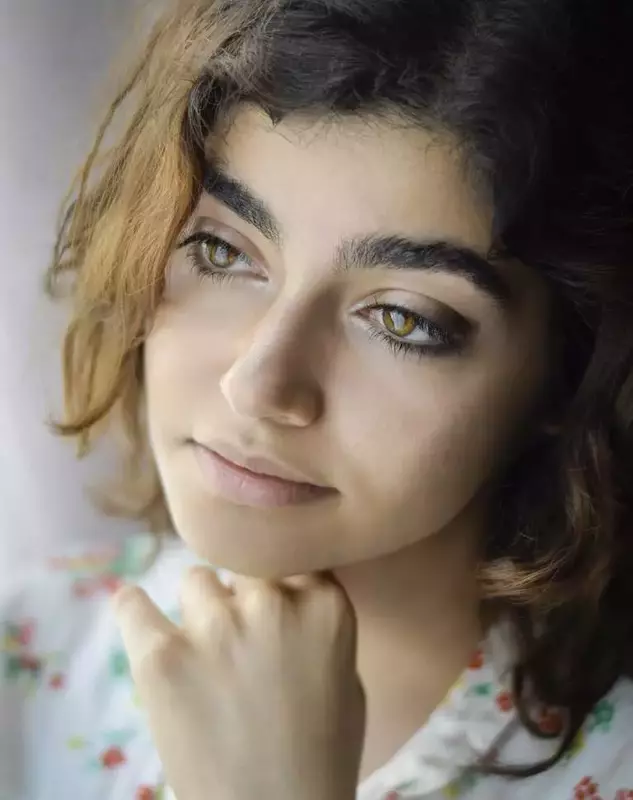 عکاسی چهره - پروفایل از آتنا عیوضی