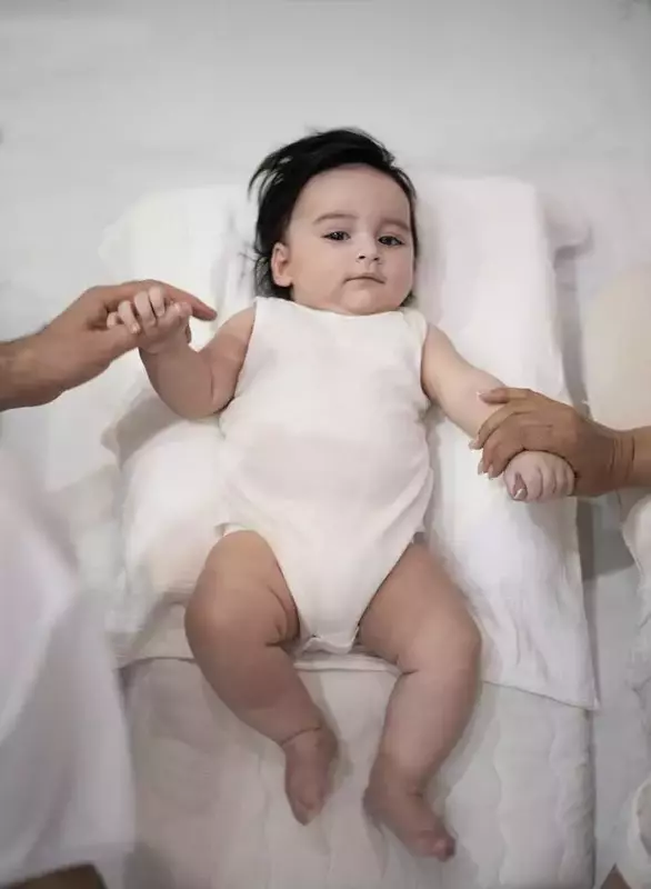 عکاسی نوزاد از آتنا عیوضی