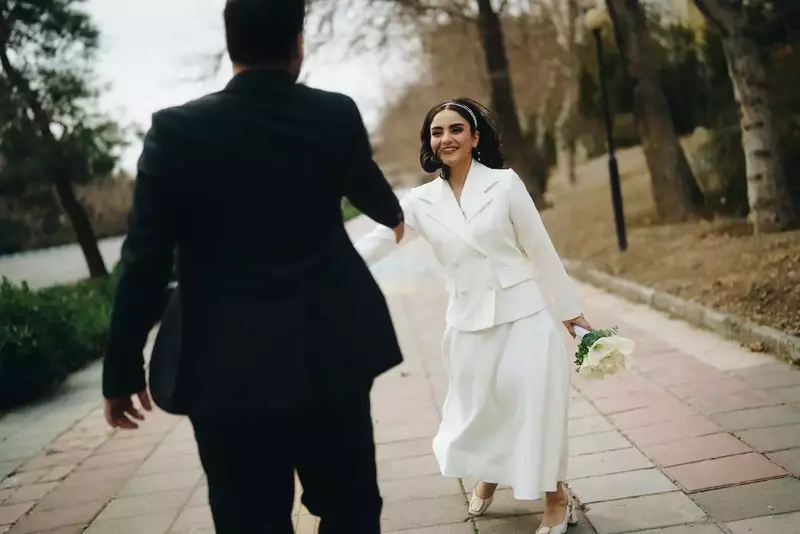 نمونه کار از بهزاد ایازلو