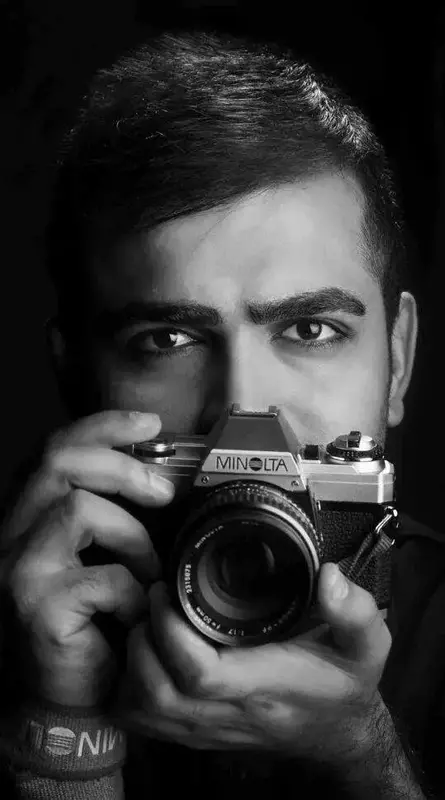 نمونه کار از پویا مولاپناه