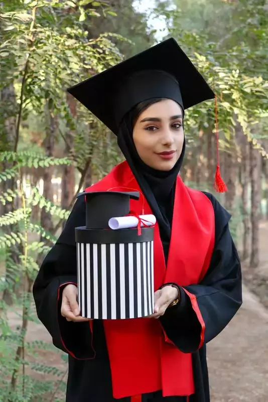 عکاسی فارغ التحصیلی از ریحانه فخاریان