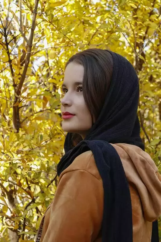 عکاسی چهره - پروفایل از ریحانه فخاریان
