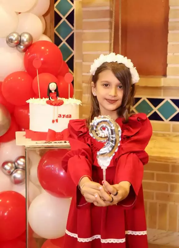 نمونه کار از ریحانه فخاریان