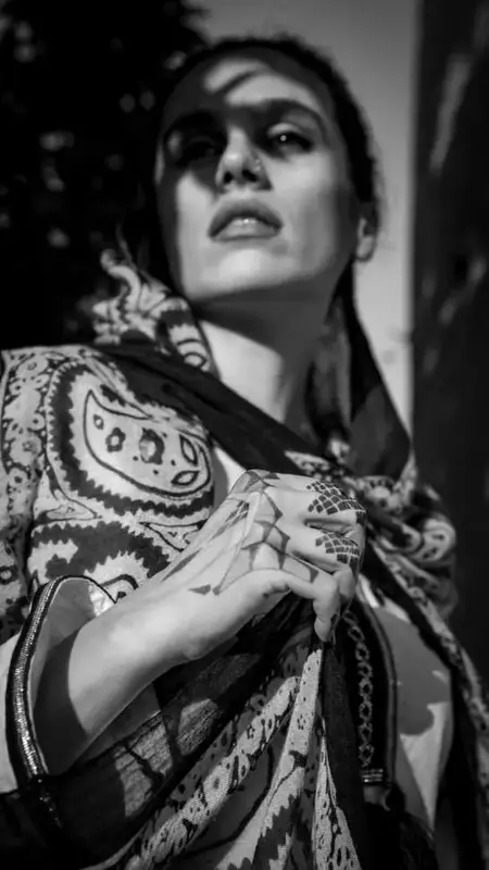 نمونه کار از يحيي بهمئي