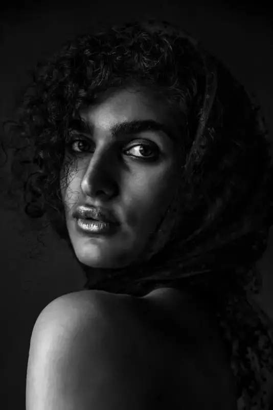 نمونه کار از يحيي بهمئي