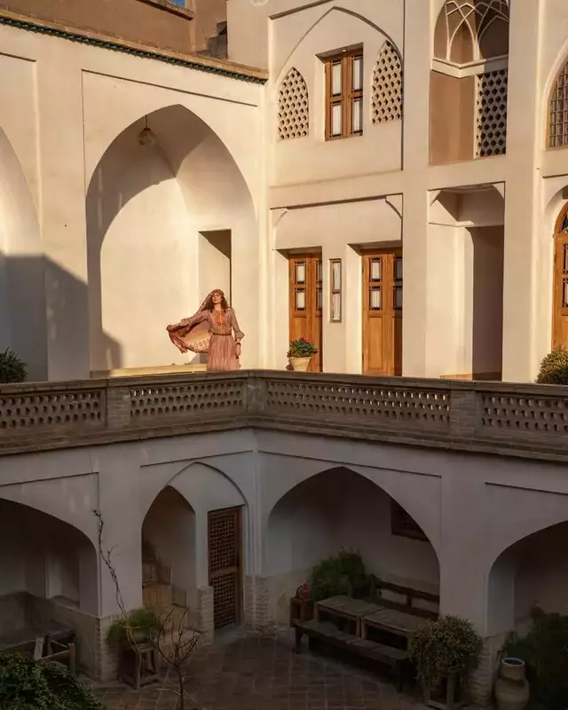 عکاسی سفر و گردشگری از يحيي بهمئي