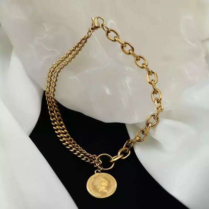 عکاسی طلا و جواهر از ریحانه فخاریان