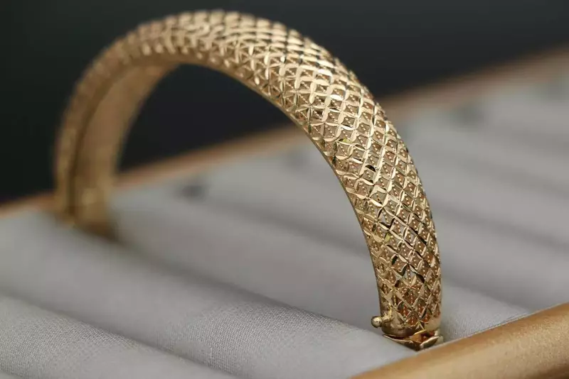 عکاسی طلا و جواهر از ریحانه فخاریان