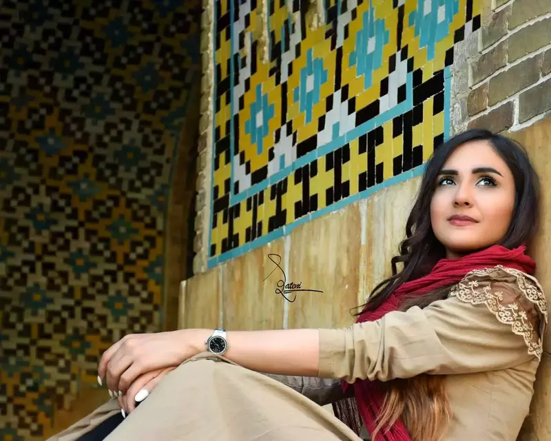 نمونه کار از المیرا باطنی