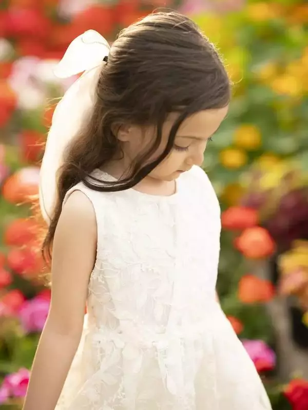نمونه کار از مژگان اکبری