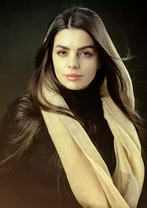 عکاسی چهره - پروفایل از مژگان اکبری