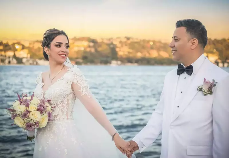 روتوش عکس از ملیحه محمدی
