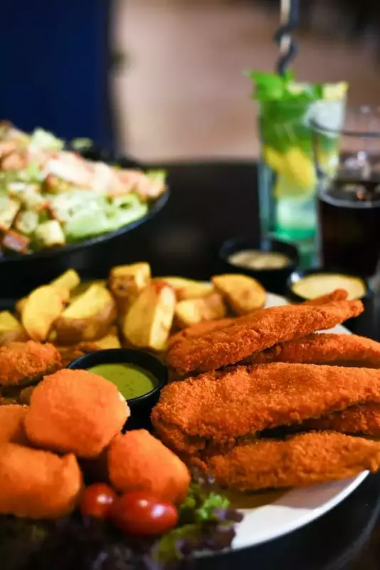 نمونه کار از محمدحسین خندق آبادی