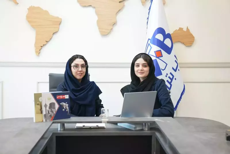 عکاسی پرتره سازمانی از فاطمه توکلی بینا