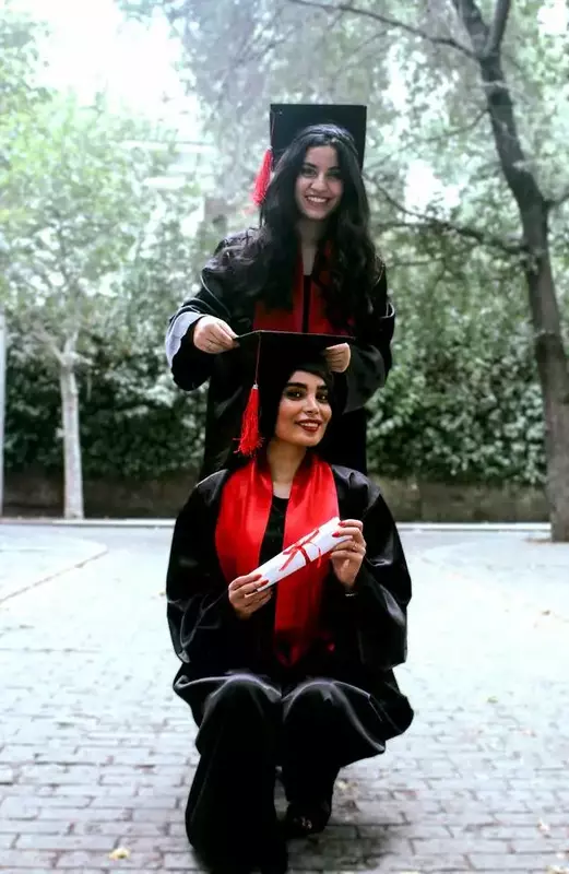 نمونه کار از زهرا نیکوبنیادراد
