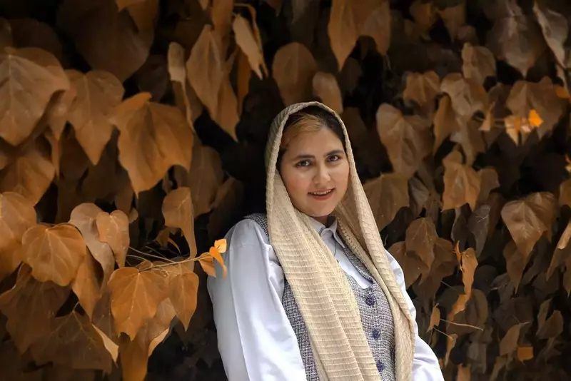 نمونه کار از زهرا نیکوبنیادراد