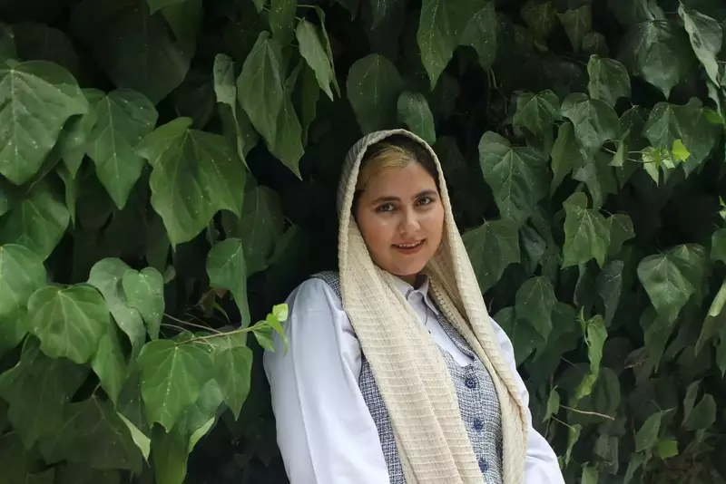 نمونه کار از زهرا نیکوبنیادراد