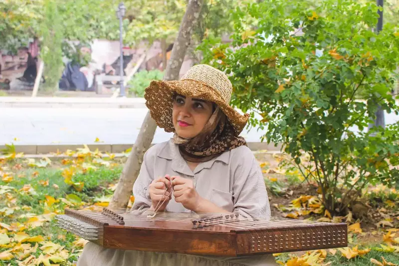 نمونه کار از زهرا نیکوبنیادراد