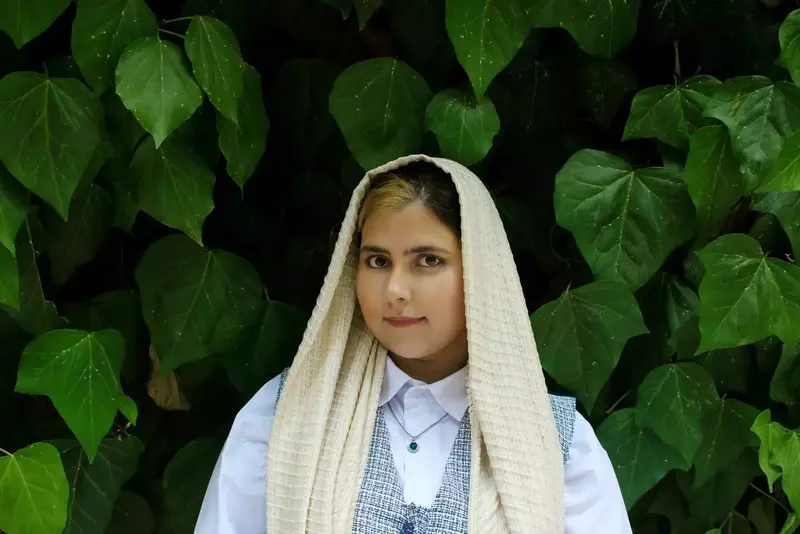 نمونه کار از زهرا نیکوبنیادراد