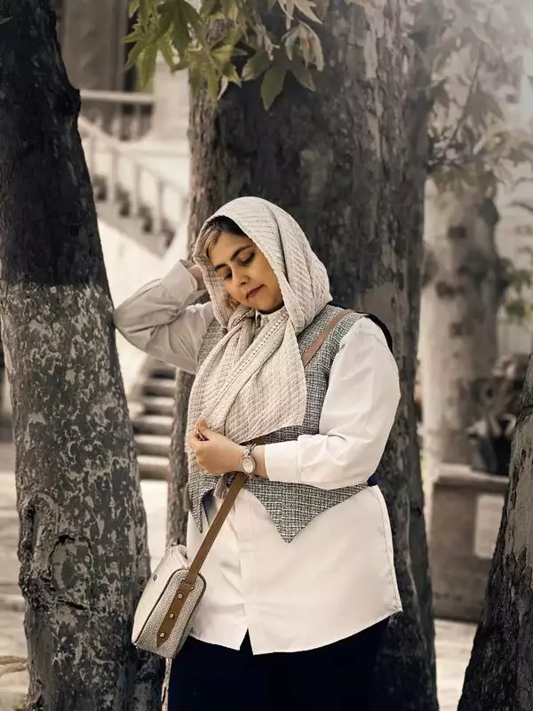 نمونه کار از زهرا نیکوبنیادراد