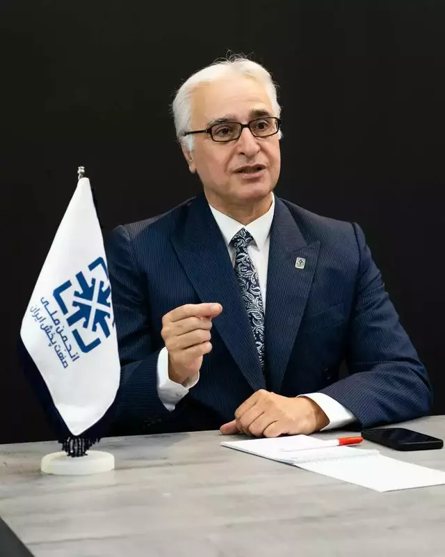 آفیش همکاران آفیش عکاس یا فیلمبردار دوم از مصطفی  بزرگمهر