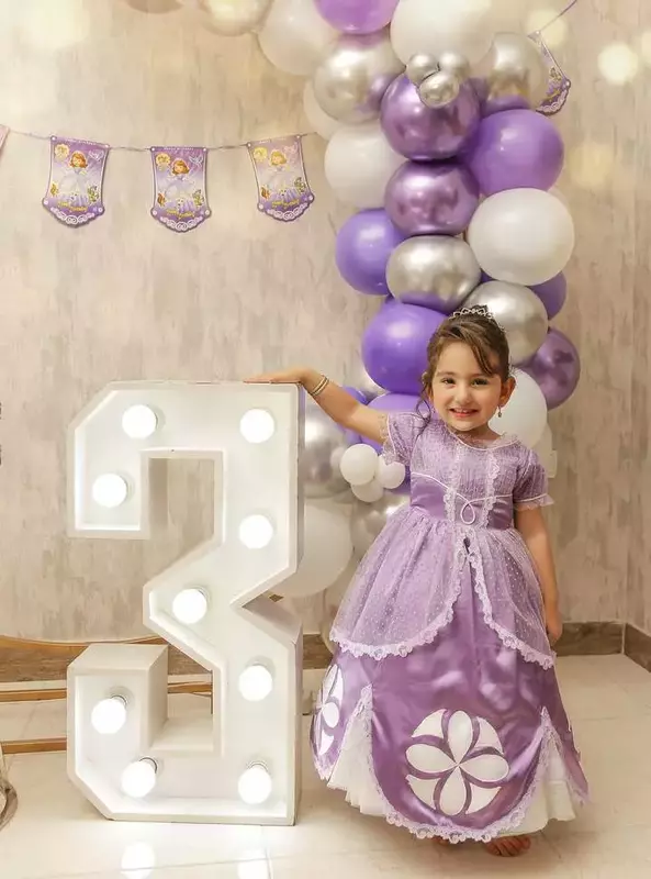 نمونه کار از زهره شیری