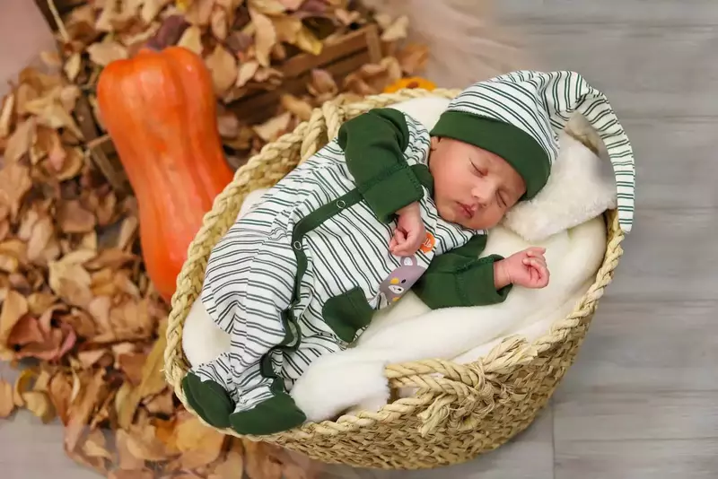 عکاسی نوزاد از مائده رهبر
