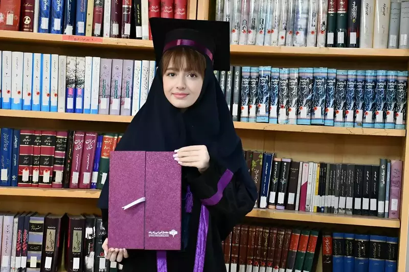 عکاسی فارغ التحصیلی از مریم کریمیان