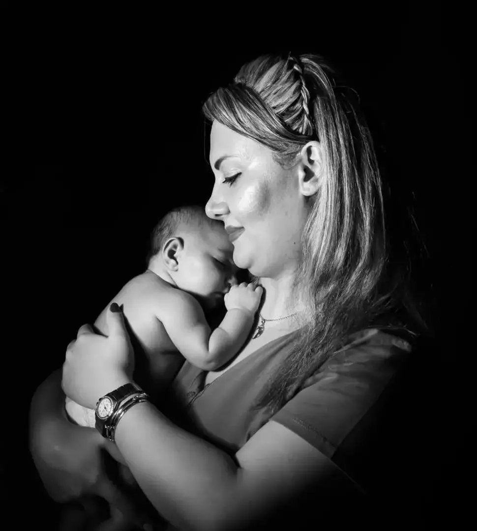 عکاسی نوزاد از ریحانه عسگری