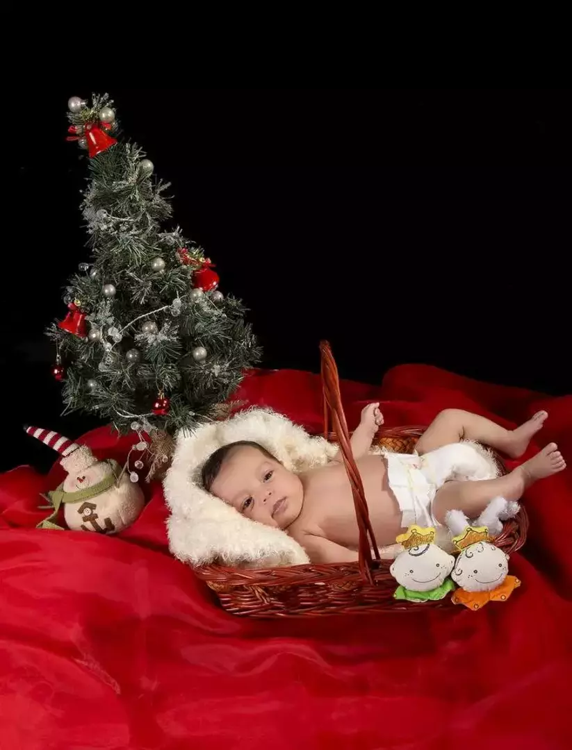 عکاسی نوزاد از ریحانه عسگری